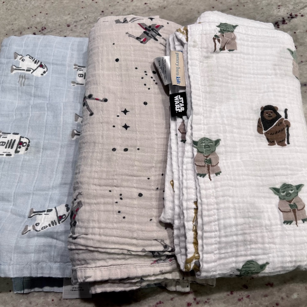 Pottery Barn Kids Star Wars™ Organic Muslin Swaddle Set